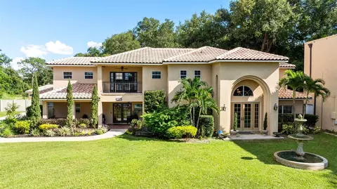 1033 Oxford St, Longwood, FL 32750