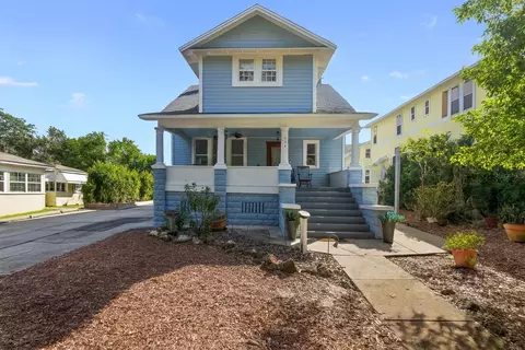408 N Tremain St, Mount Dora, FL 32757