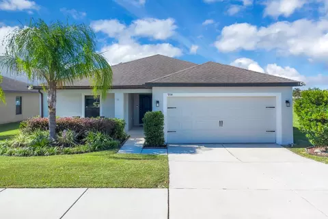 904 Aspen View Cir, Groveland, FL 34736