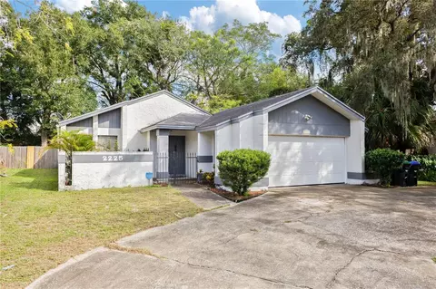 2225 Atrium Cir, Orlando, FL 32808
