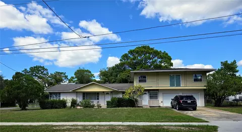131 W Atwater Ave, Eustis, FL 32726