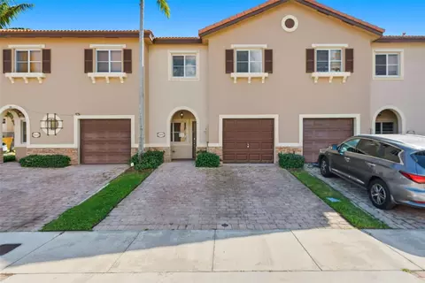 8914 SW 222nd Ter, Cutler Bay, FL 33190