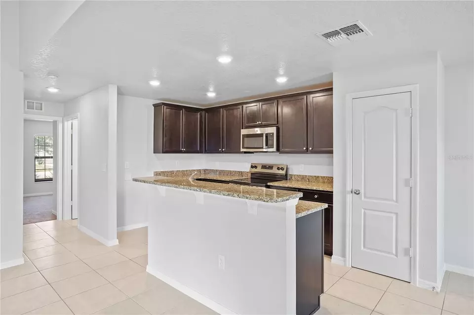 Entry Way - 1180 Moyle Way, Mascotte, FL 34753 photo 1 of 3