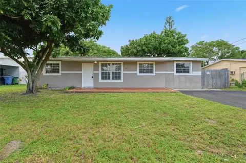 427 SW 65th Ave, Margate, FL 33068