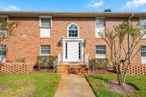 4224 Lake Underhill Rd #8B5, Orlando, FL 32803