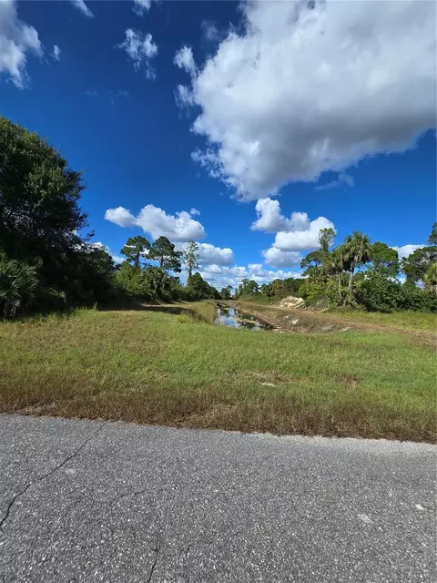 421 Wilder Ave S, Lehigh Acres, FL 33974