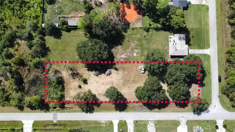 101 Florida Grackle Ct, Frostproof, FL 33843