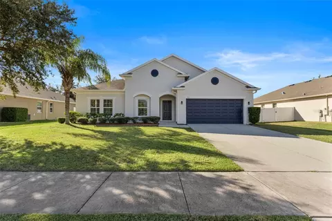 709 Bay Bridge Cir, Apopka, FL 32703