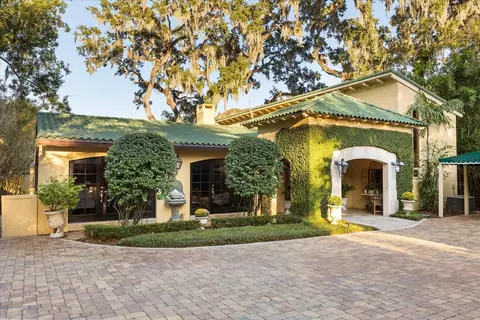 516 Henkel Cir, Winter Park, FL 32789