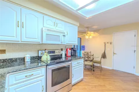 Kitchen - 39 Cherokee Trl, Ormond Beach, FL 32174 photo 4 of 4