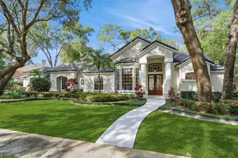 1702 Majestic Oak Dr, Apopka, FL 32712