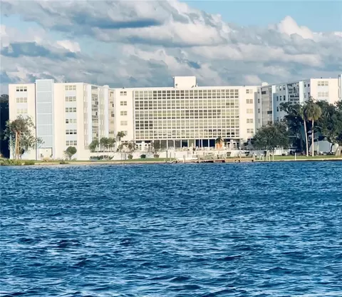 1224 S Peninsula Dr #304, Daytona Beach, FL 32118