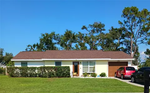1586 Beacon Dr, Port Charlotte, FL 33952