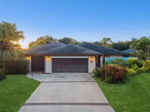 17 Huntley Ct, Haines City, FL 33844