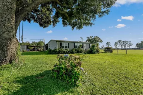 2631 E Trapnell Rd, Plant City, FL 33566