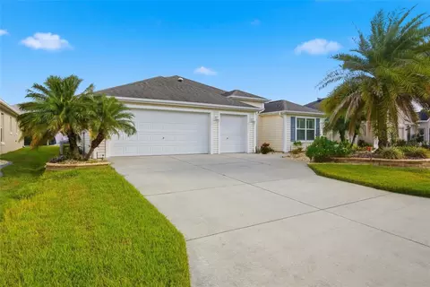 1923 Useppa Oaks Ln, The Villages, FL 32163