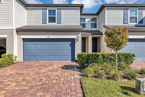 Exterior - 1073 Desert Candle Dr, Ocoee, FL 34761 photo 2 of 6