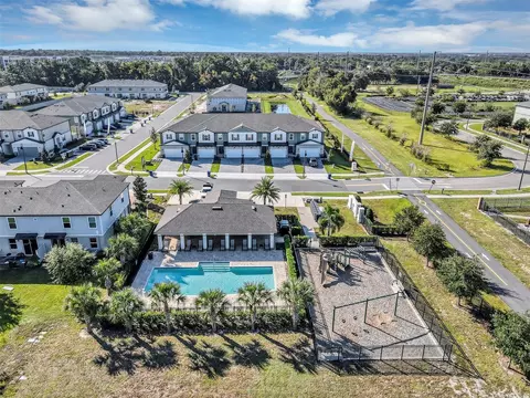 View/Area - 1073 Desert Candle Dr, Ocoee, FL 34761 photo 4 of 11