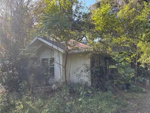22316 SW 15th Ave, Newberry, FL 32669