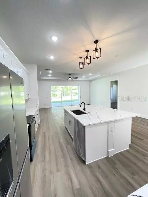 Kitchen - 41719 Aspen Dr, Eustis, FL 32736 photo 1 of 6