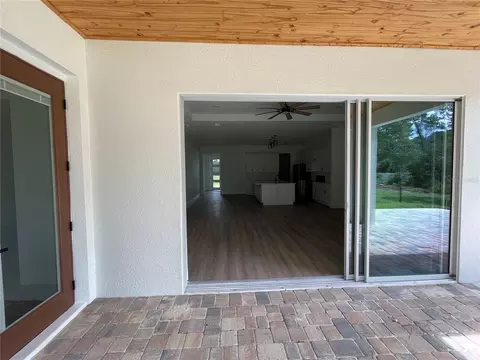 Exterior - 41719 Aspen Dr, Eustis, FL 32736 photo 5 of 12