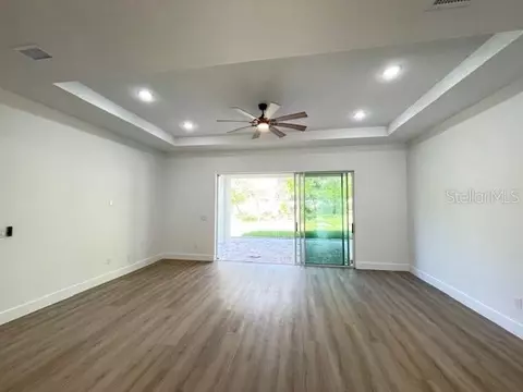 Living - 41719 Aspen Dr, Eustis, FL 32736 photo 1 of 2