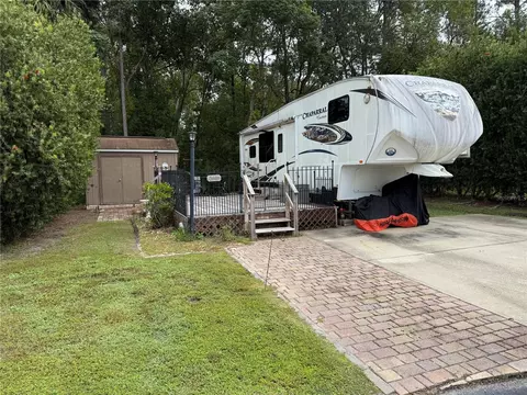 3021 NE 104th Ter, Silver Springs, FL 34488