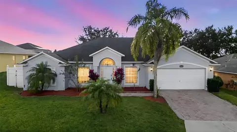 348 Dolcetto Dr, Davenport, FL 33897