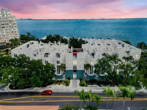 4950 Bayshore Blvd #23, Tampa, FL 33611