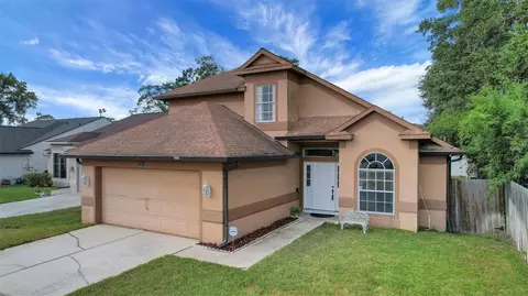 323 Oak Park Pl, Casselberry, FL 32707