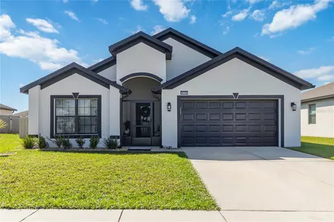559 Siesta Key Ave, Tavares, FL 32778