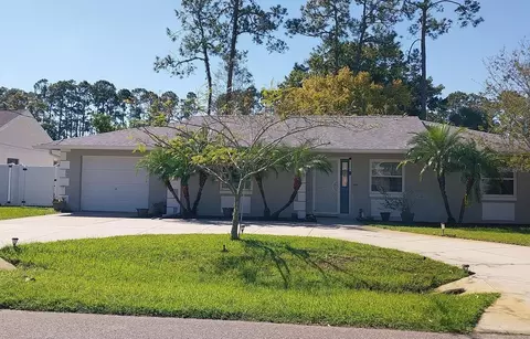 74 Berkshire Ln, Palm Coast, FL 32137