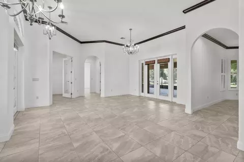 Living - 35603 Seneca Reserve Dr, Eustis, FL 32736 photo 3 of 10