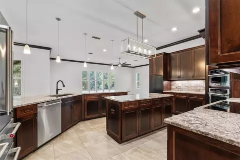 Kitchen - 35603 Seneca Reserve Dr, Eustis, FL 32736 photo 6 of 6