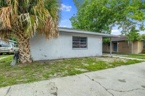 2464 Chestnut Woods Dr, Lakeland, FL 33815