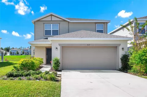 917 Wading Waters Way, Clermont, FL 34714