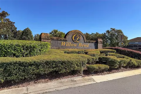 2410 Willow Tree Ln, Kissimmee, FL 34758