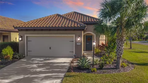 244 Cassano Dr, Nokomis, FL 34275