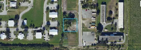 875 Joe Louis Ave, Pahokee, FL 33476