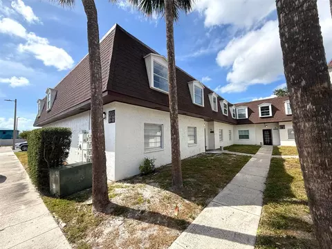 9002 Tudor Dr #K201, Tampa, FL 33615