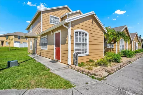 205 Coconut Palm Way, Davenport, FL 33897