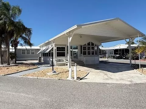 362 Citrus Ridge Dr, Davenport, FL 33837