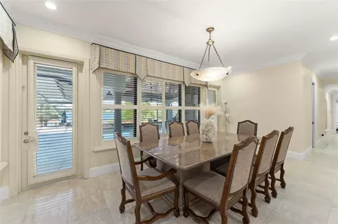 Dining - 9575 Westover Roberts Rd, Windermere, FL 34786 photo 2 of 6
