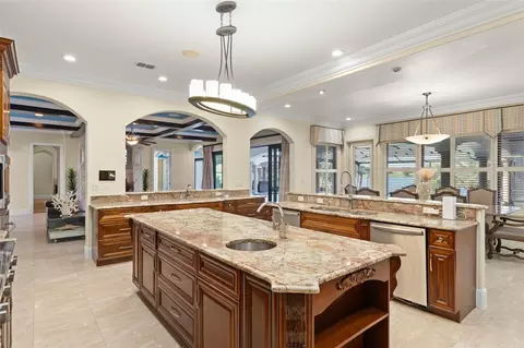 Kitchen - 9575 Westover Roberts Rd, Windermere, FL 34786 photo 1 of 7