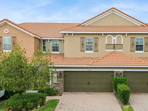 5534 Siracusa Ln, Sanford, FL 32771