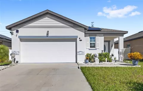 801 Orchid Grove Blvd, Davenport, FL 33837