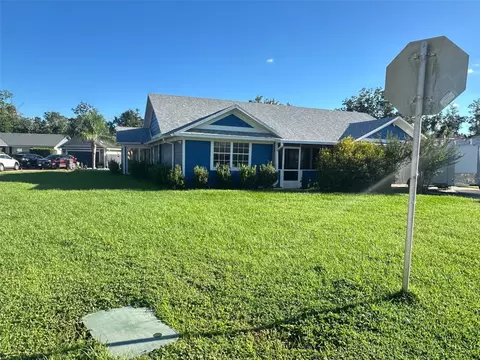 24 Sandalwood Dr, Davenport, FL 33837