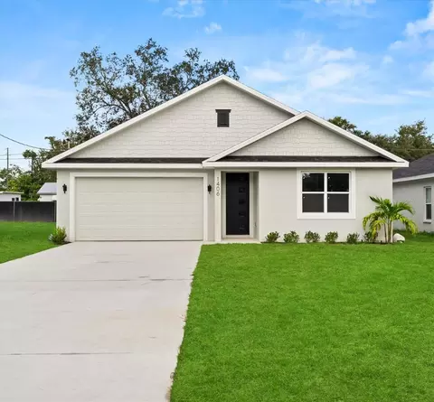 1406 Lowry Ave E, Haines City, FL 33844