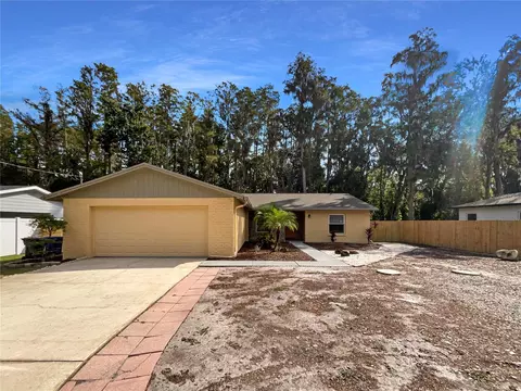 16409 Lake Byrd Dr, Tampa, FL 33618