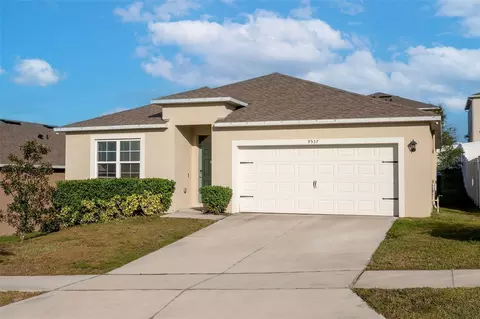 9537 Black Walnut Dr, Clermont, FL 34715